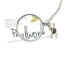 Load image into Gallery viewer, Memorial Flower Magnifying Glass Pendant Necklace / 123
