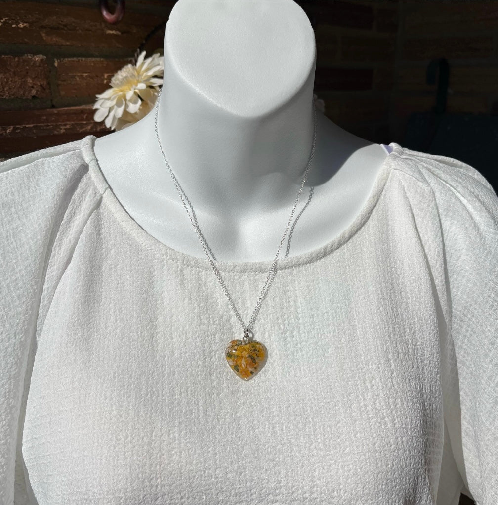 Memorial Funeral Flower Petal Clear Resin Heart Necklace / 324