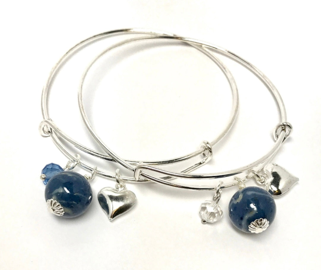 Flower petal keepsake jewelry / stackable bangle bracelet with charms, memorial jewelry  / 616