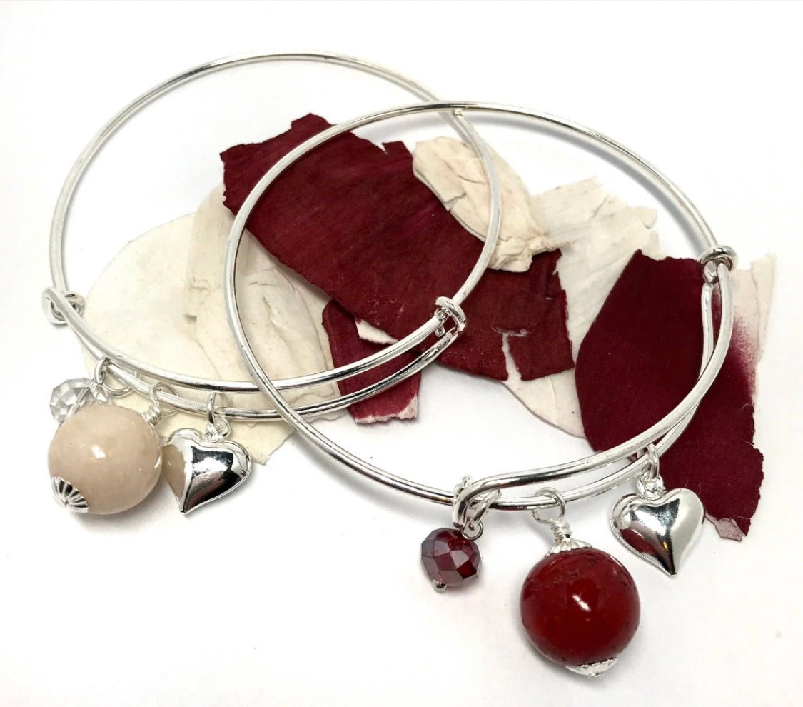 Flower petal keepsake jewelry / stackable bangle bracelet with charms, memorial jewelry  / 616