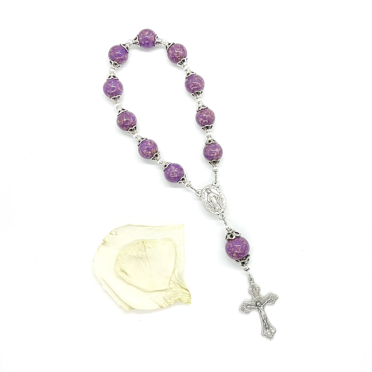 Memorial Funeral Flower Jewelry, One Decade Flower Petal Keepsake Chaplet / 223