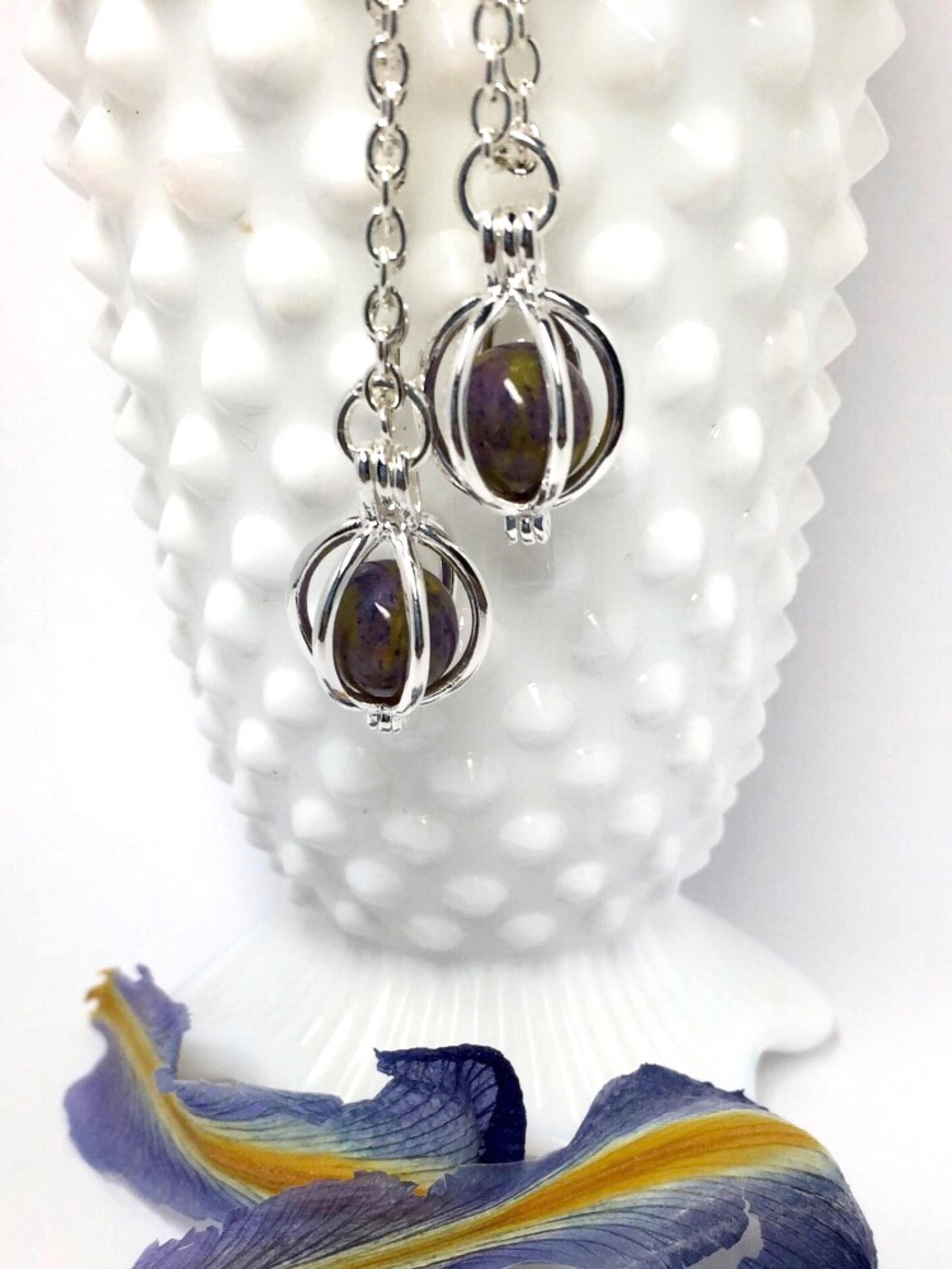 Caged Bead Memorial Flower Petal or Cremation Necklace / 317