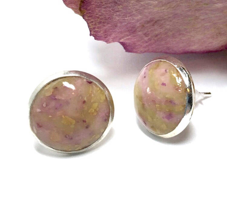 Cabochon Post Earrings / 716