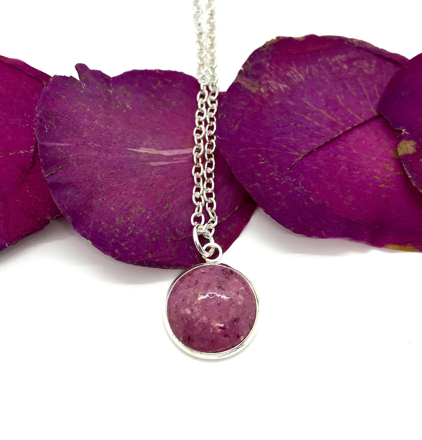 Small Round Cabochon necklace / 416