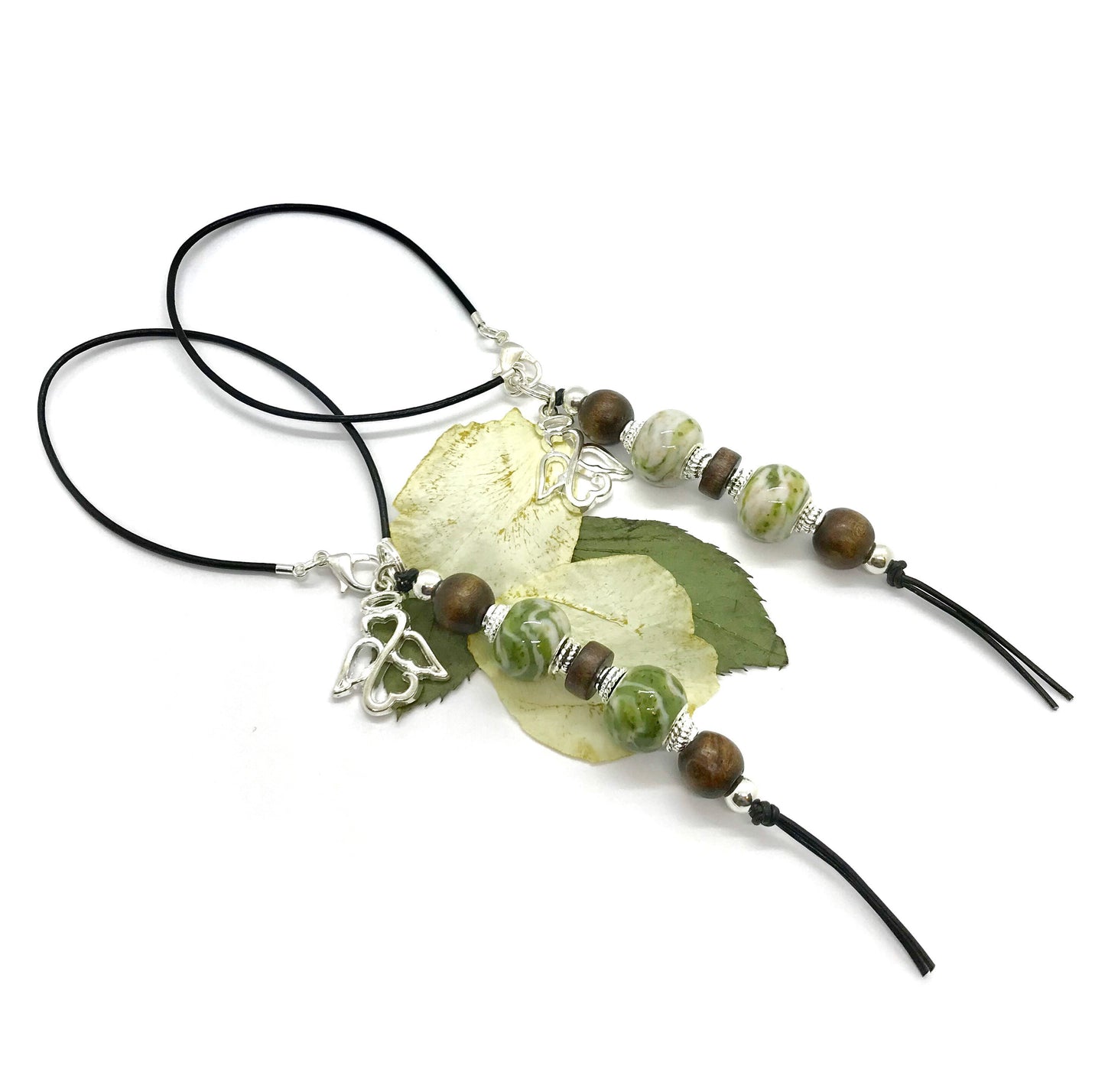 Rear view mirror charm / Memorial flower petal keepsake gift for him / 118