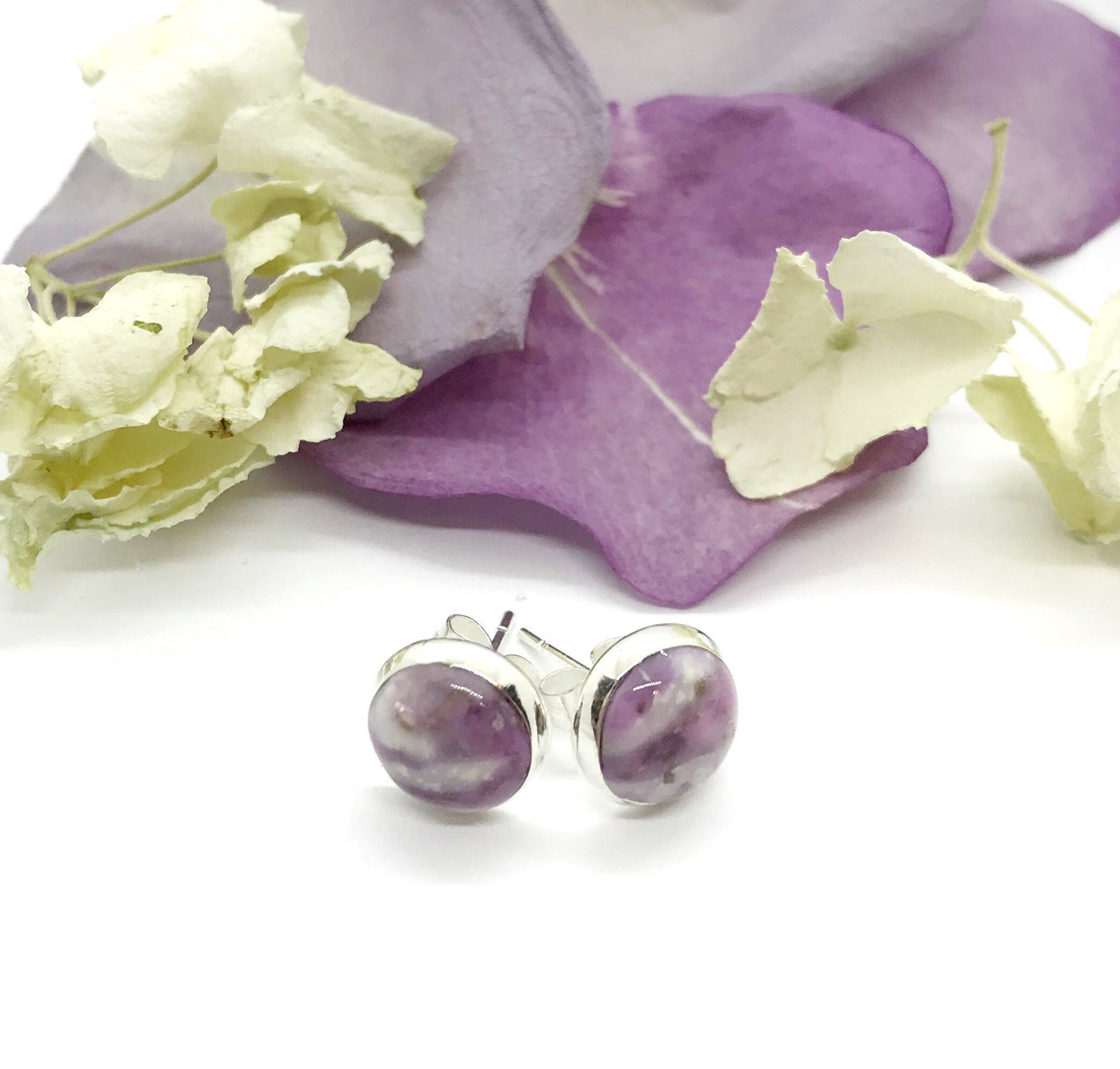 Cabochon Post Earrings / 716