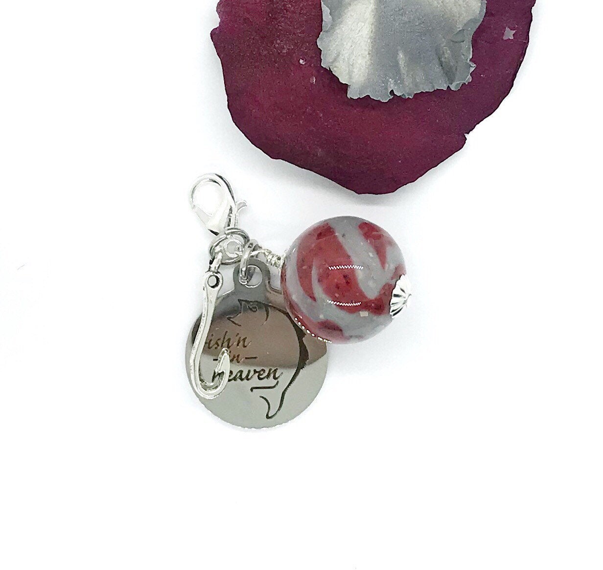 Memorial and keepsake flower petal jewelry / clip charm / 116