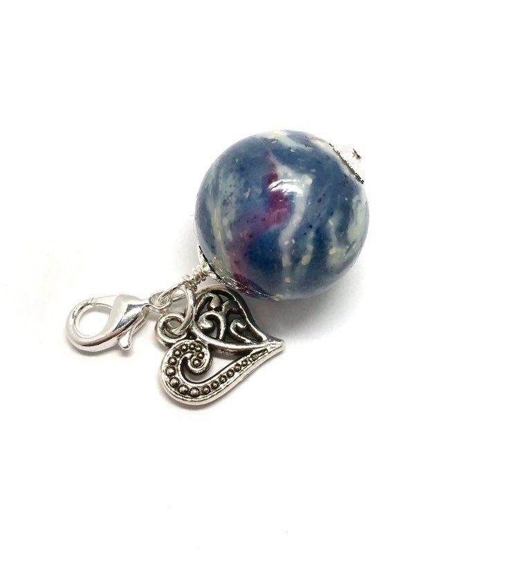 Memorial and keepsake flower petal jewelry / clip charm / 116