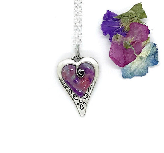 Preserved Flower Scrolled Heart Necklace  / 1119