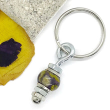 Load image into Gallery viewer, Memorial flower jewelry / Men&#39;s nuts and bolts key chain / 916
