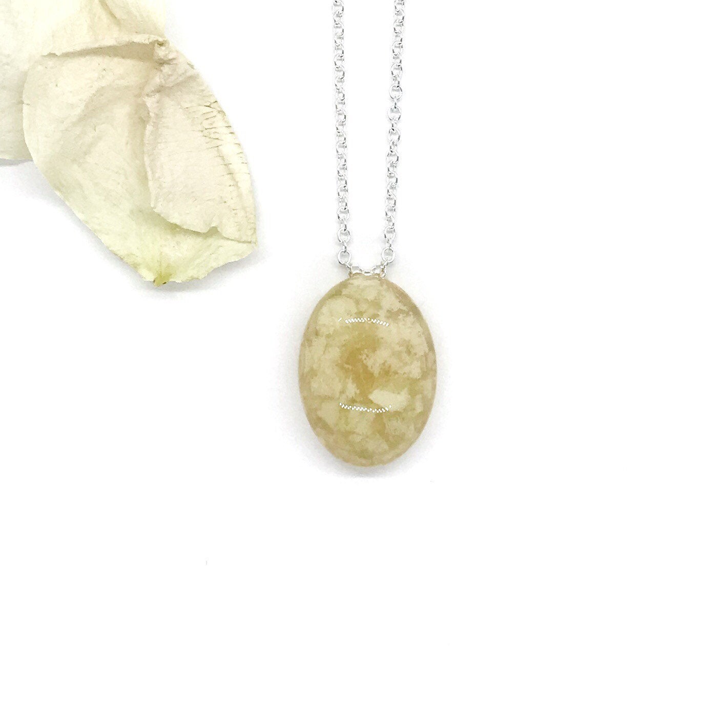 Memorial Flower Petal Jewelry / Oval Crystal Clear Resin Flower Petal Necklace  / 320