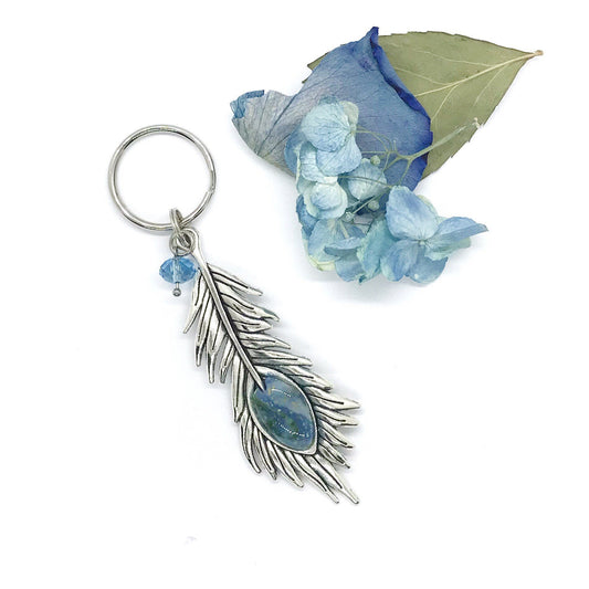 Memorial flower petal jewelry / Peacock feather keepsake key ring / 520
